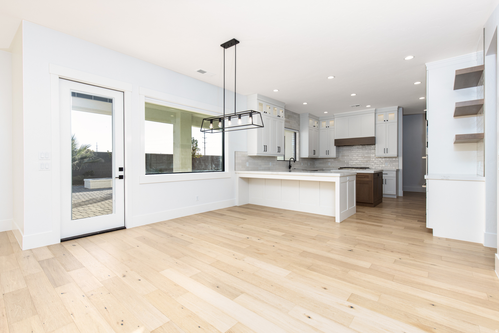 MAJESTIC FIELDS - Residential