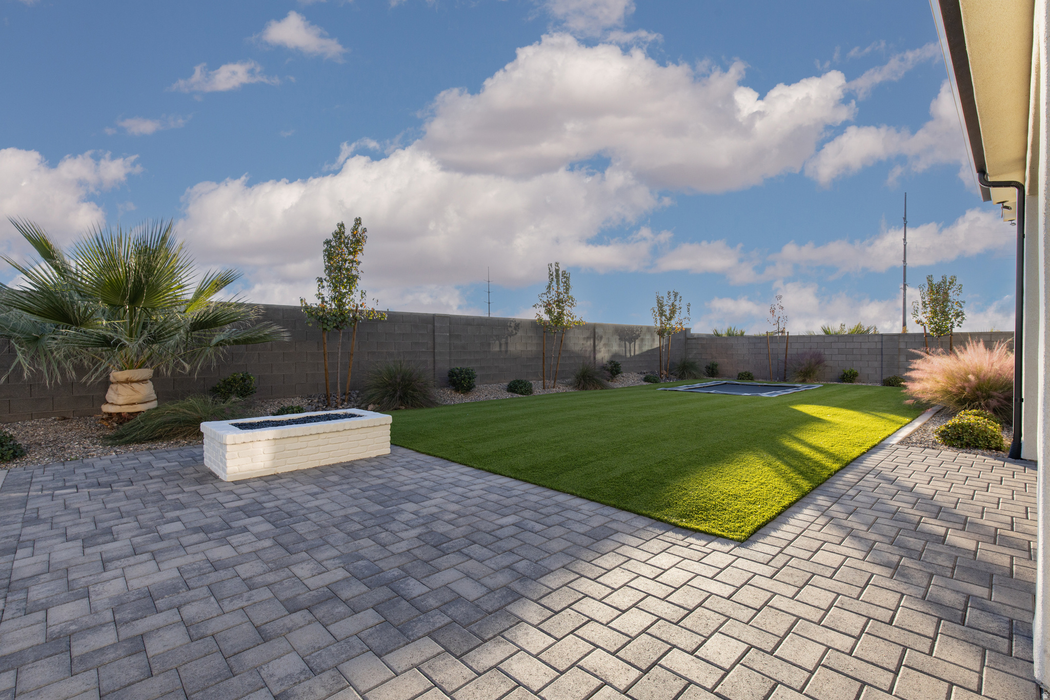 MAJESTIC FIELDS - Residential