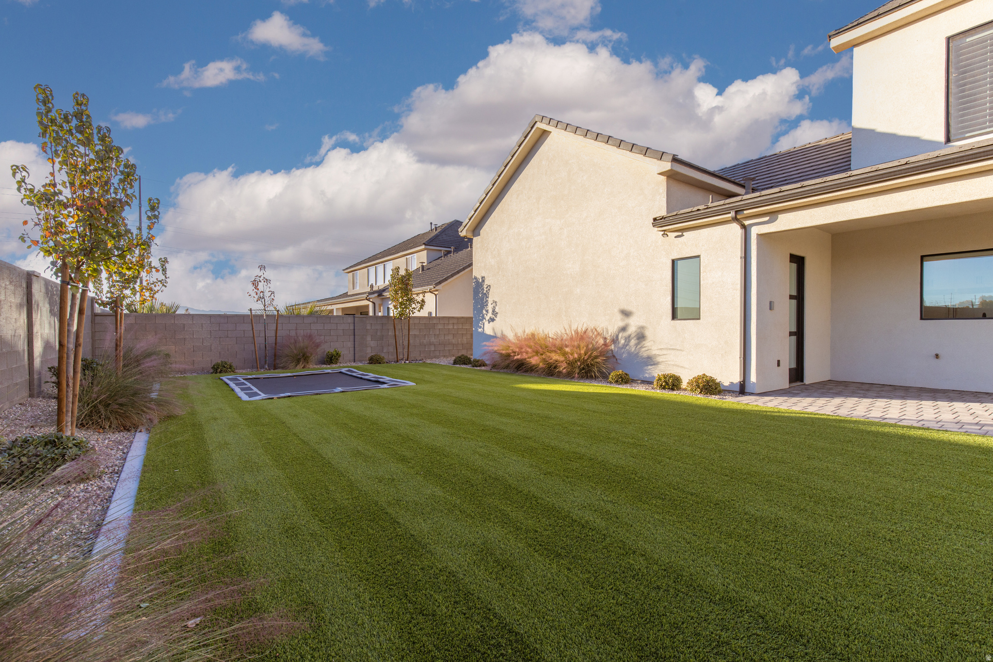 MAJESTIC FIELDS - Residential