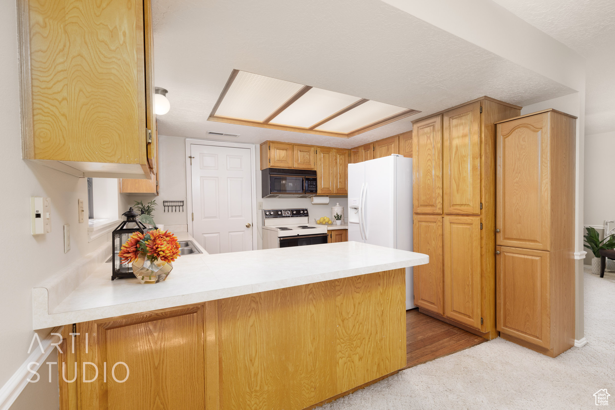 PALM MEADOWS TH - Residential