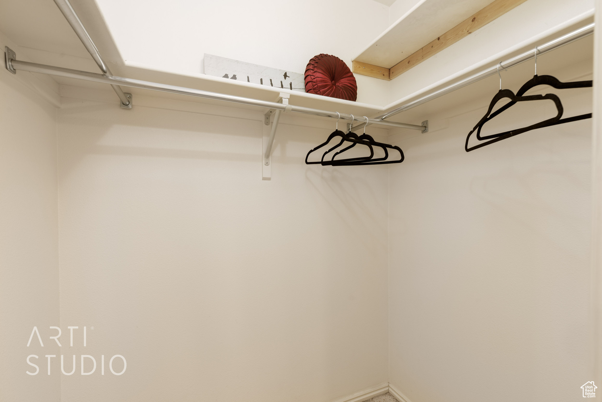 PALM MEADOWS TH - Residential