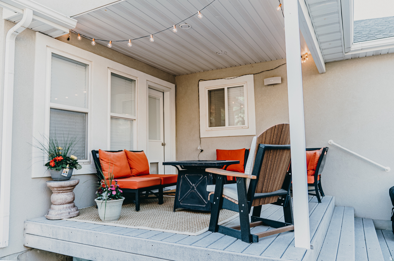 DRY CANYON - Residential