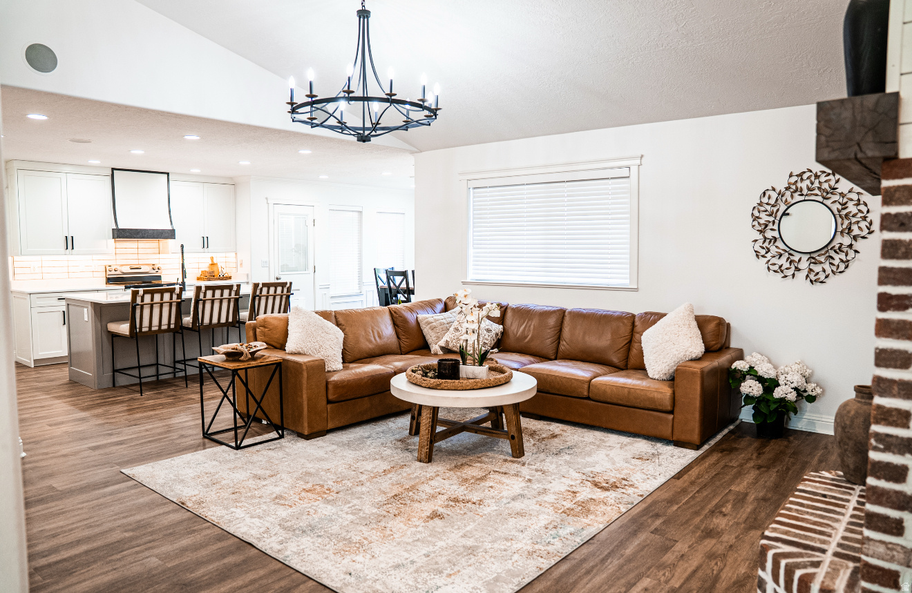 DRY CANYON - Residential