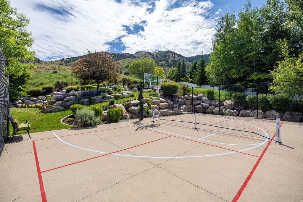 Photo of 1532 E MOUNT LOGAN DR S, Logan, UT 84321 (MLS # 2158175)