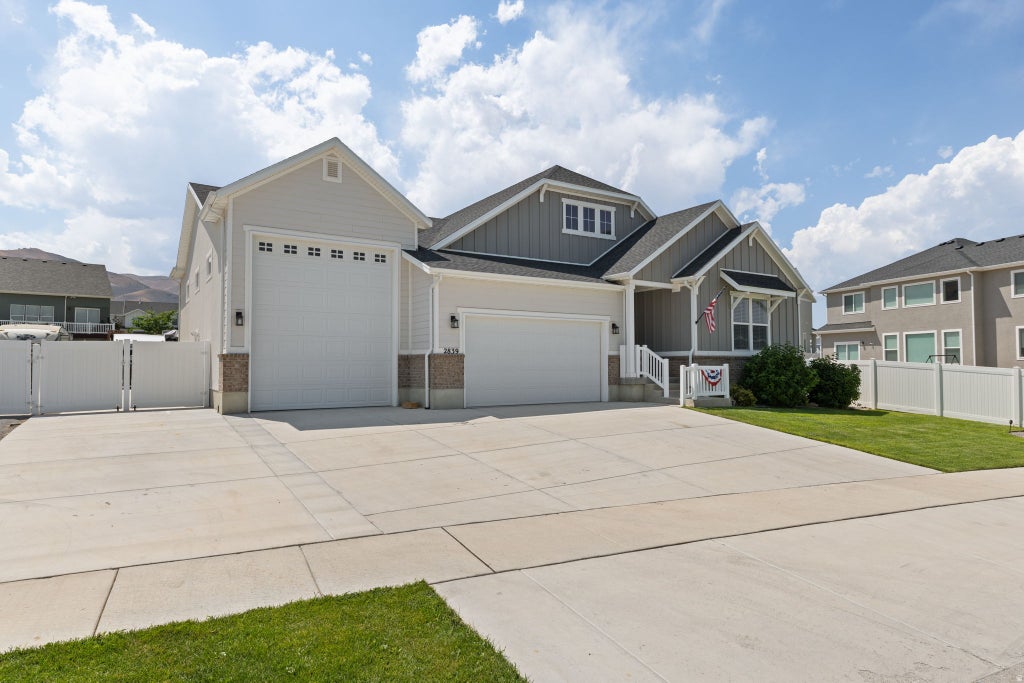 Photo of 2839 S DRAKE AVE, Saratoga Springs, UT 84045 (MLS # 2176813)