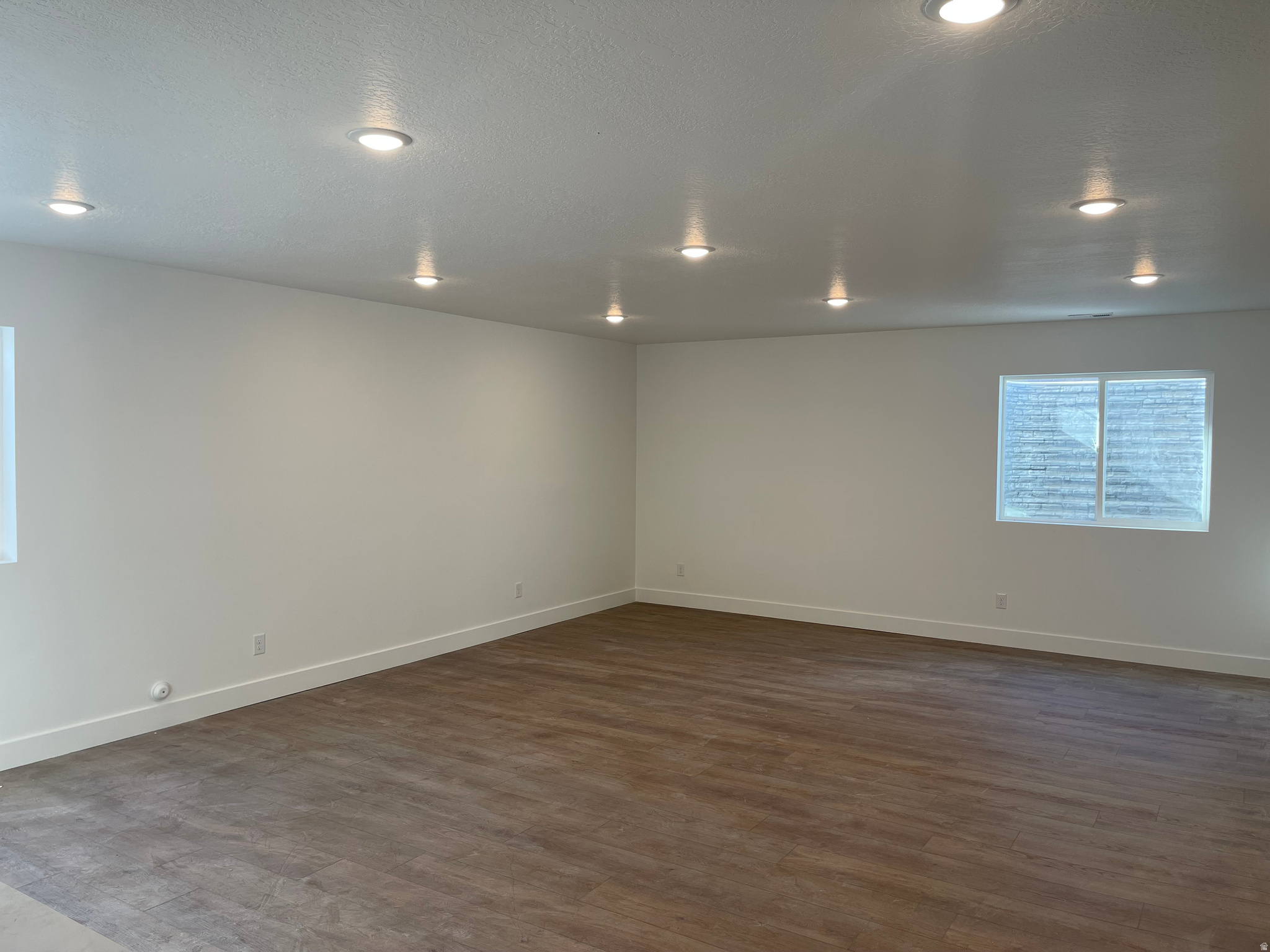 WESTON FIELD - Residential