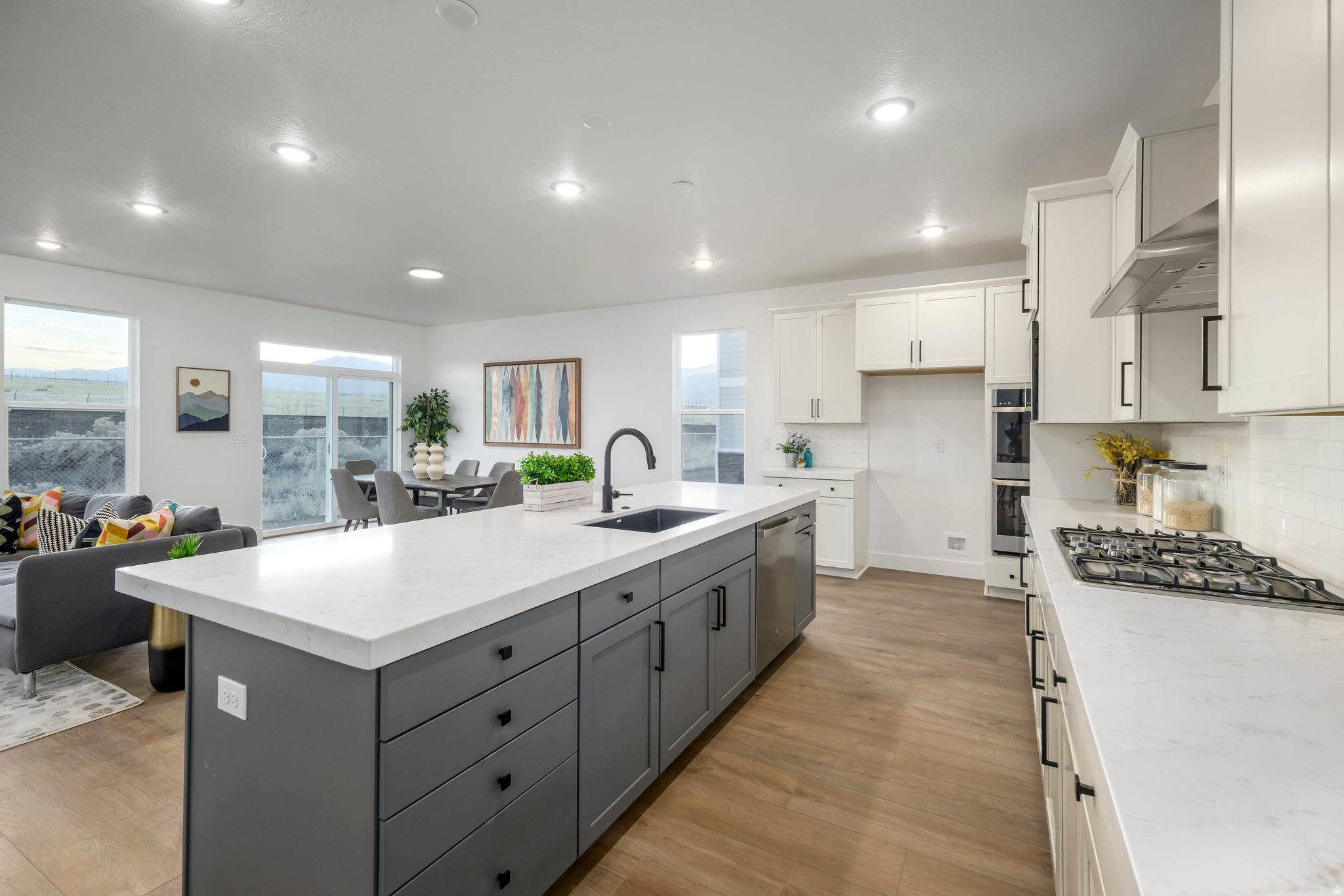 WESTON FIELD - Residential