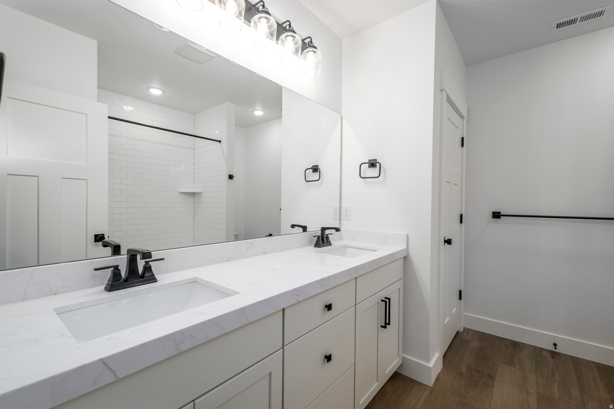 WESTON FIELD - Residential