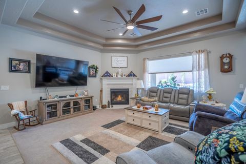Tiny photo for 2057 N VISTA SPRINGS DR, Washington, UT 84780 (MLS # 2135504)