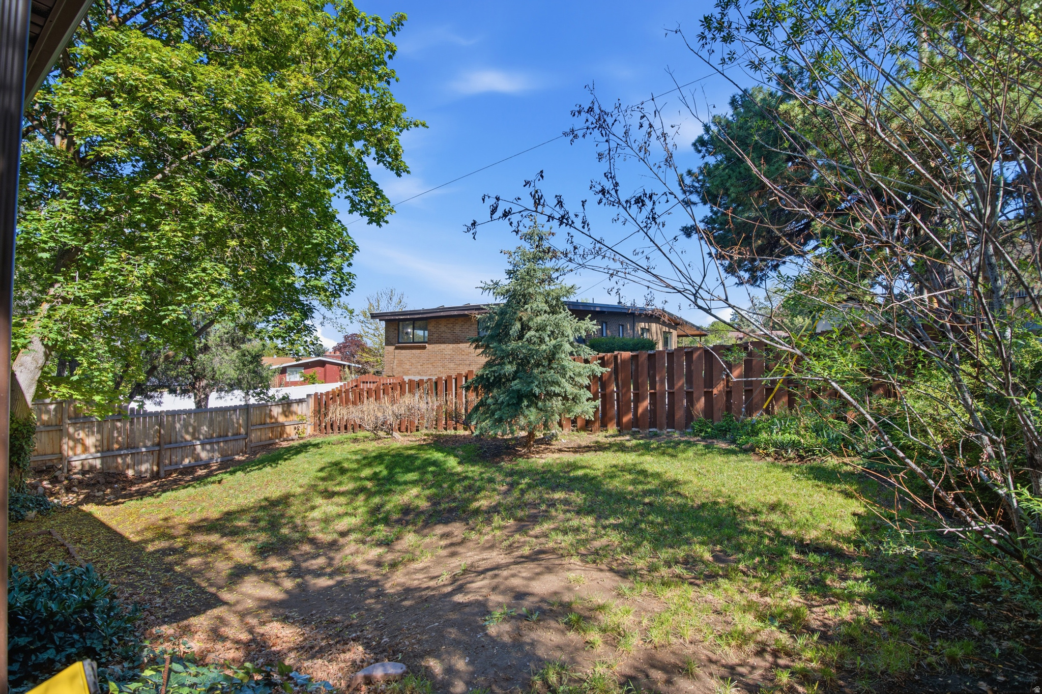 HOLLADAY HILLS - Residential
