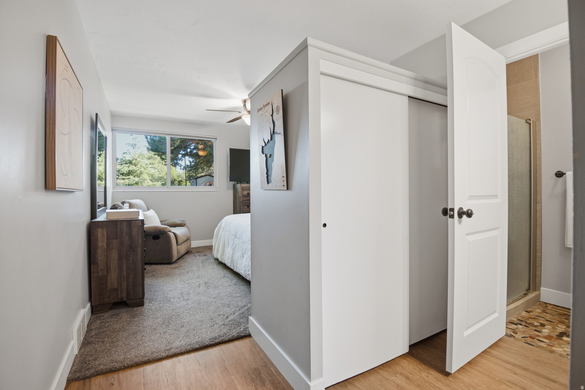 HOLLADAY HILLS - Residential