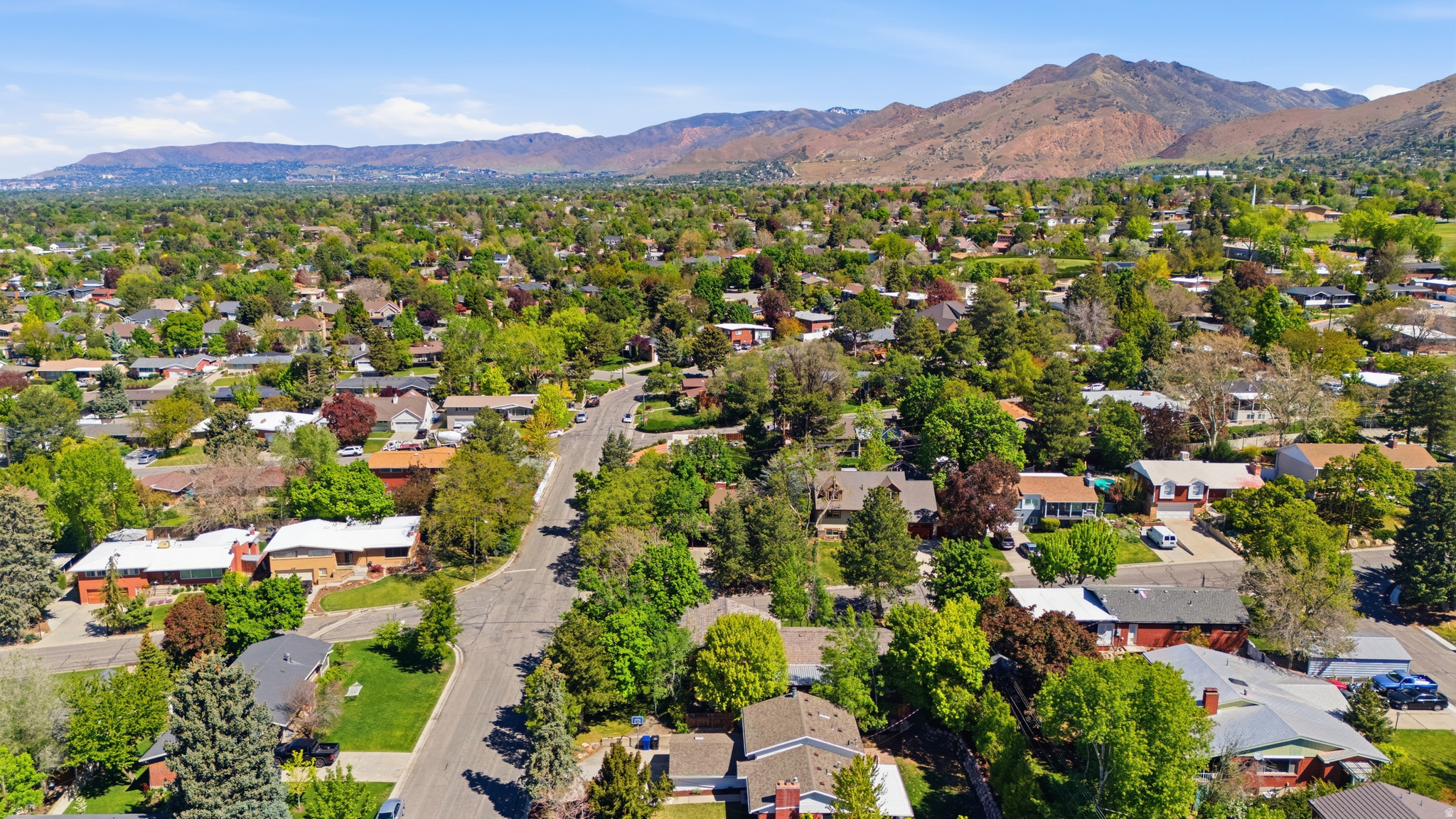 HOLLADAY HILLS - Residential