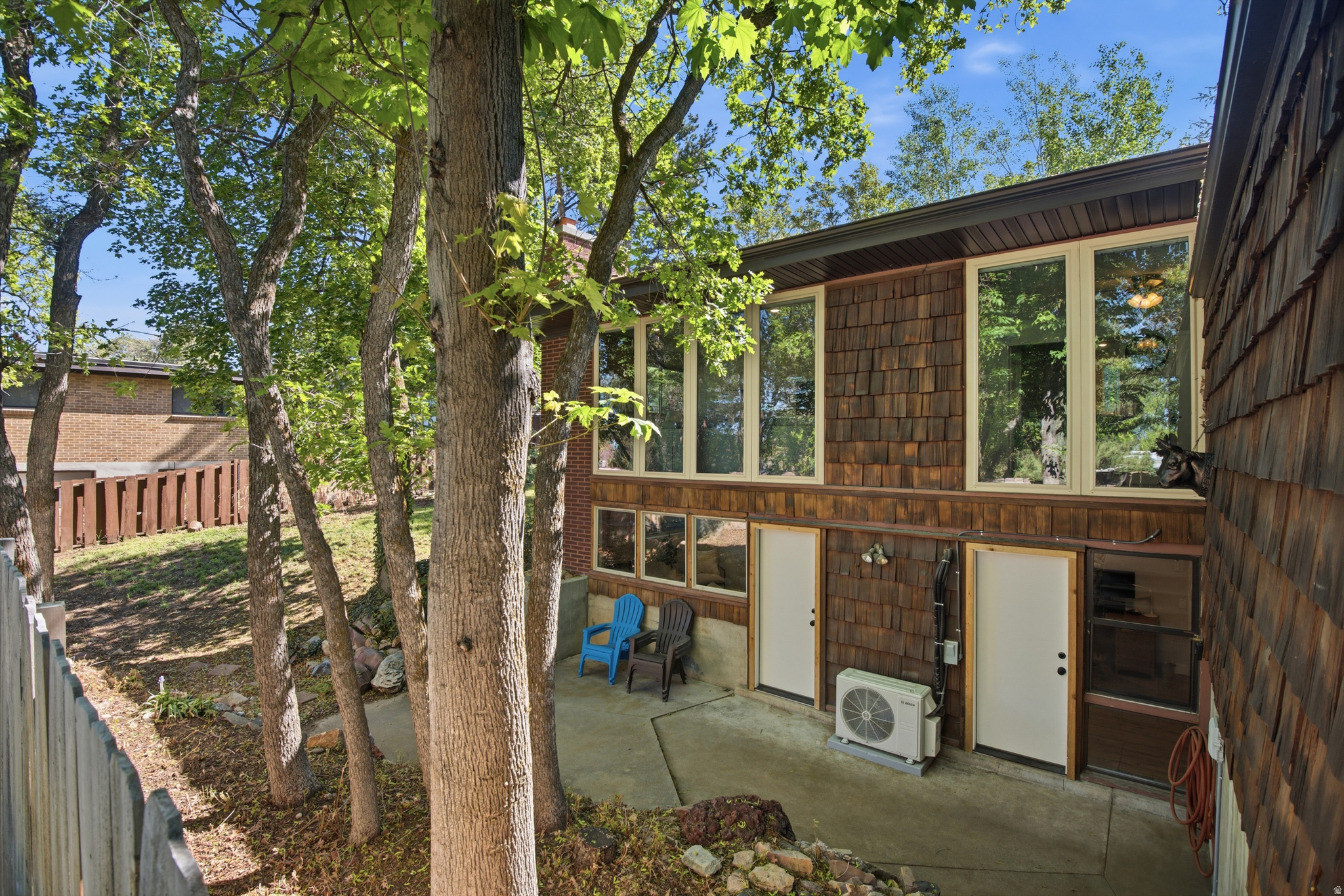 HOLLADAY HILLS - Residential