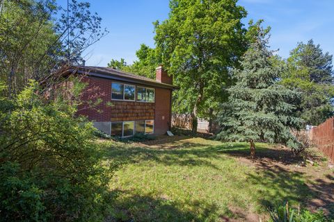 Tiny photo for 2915 E LA JOYA DR S, Holladay, UT 84124 (MLS # 2155033)