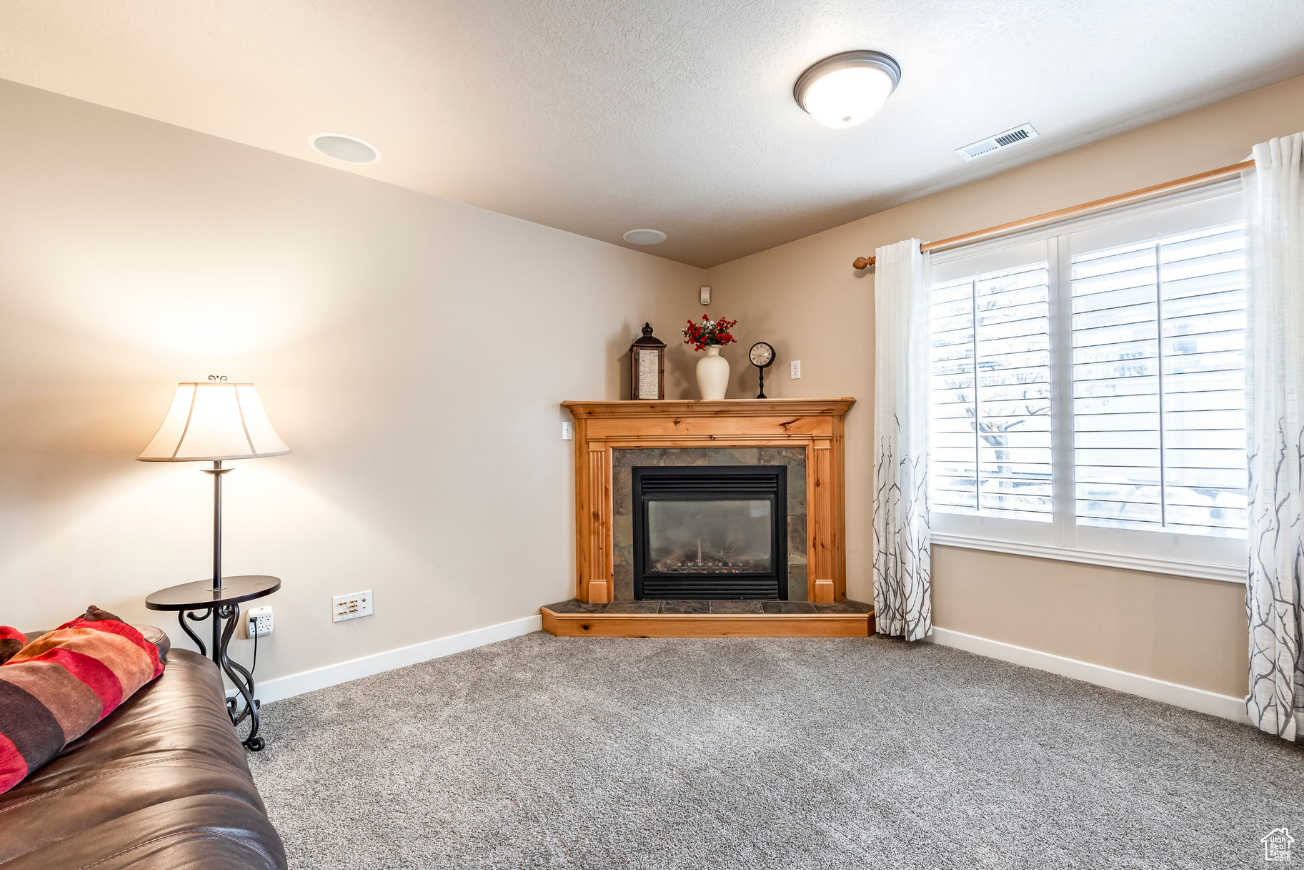 2094 N Evans Cove Loop, Layton, Utah image 4