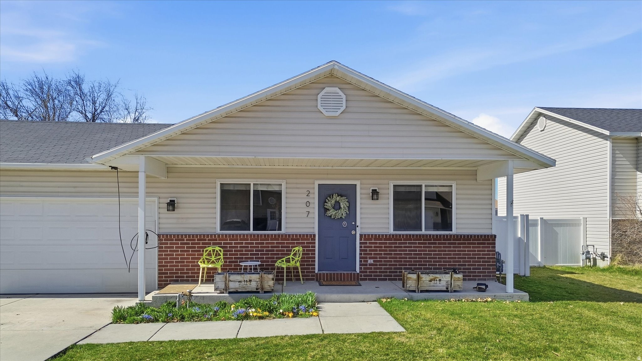 SUNSTONE CIR - Residential