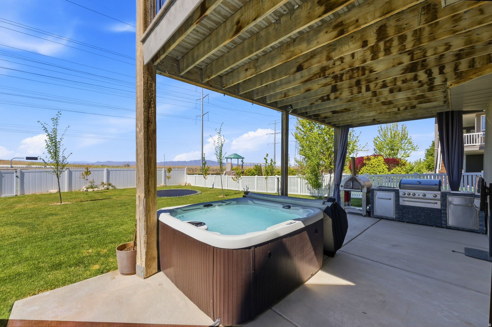 FARMINGTON RANCHES - Residential