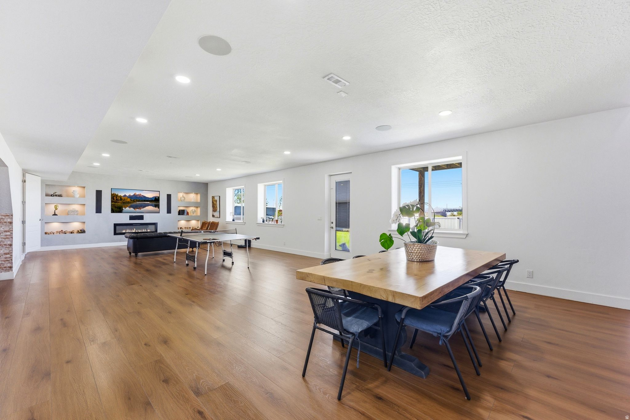 FARMINGTON RANCHES - Residential