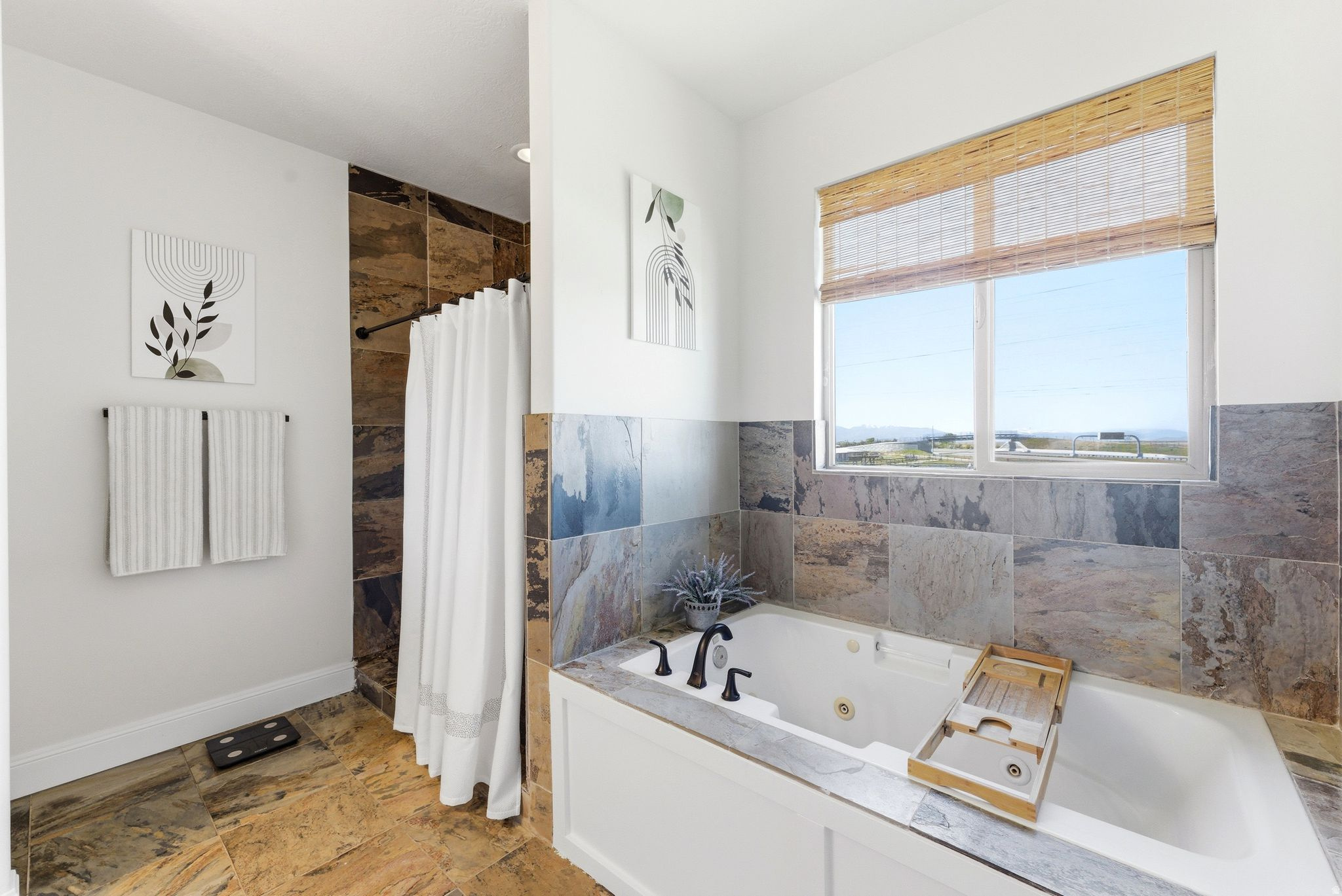 FARMINGTON RANCHES - Residential