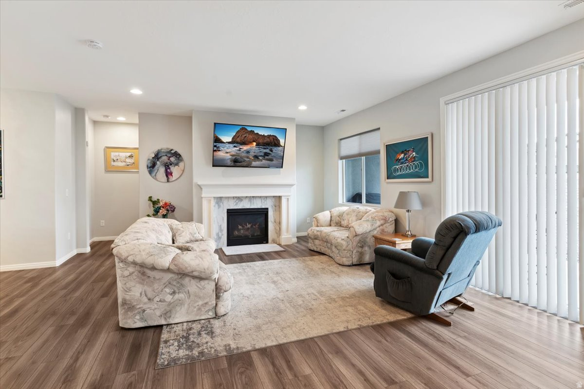 PARKVIEW - Residential