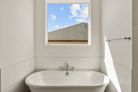 Tiny photo for 4127 W 1950 S, Cedar City, UT 84720 (MLS # 2133808)