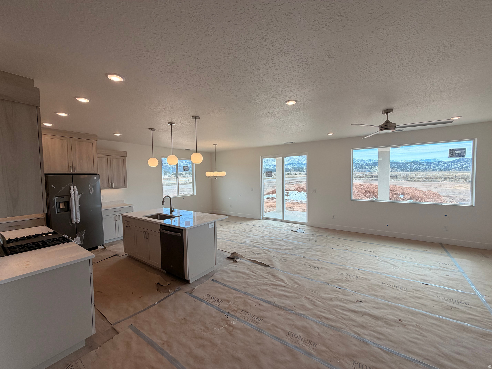 THE PRAIRIE AT BAUER MEADOWS - Residential