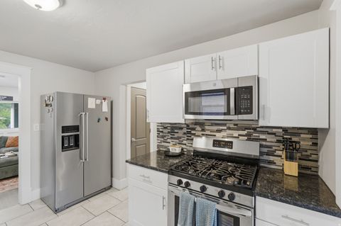 Tiny photo for 2772 S JACKSON AVE, Ogden, UT 84403 (MLS # 2158462)