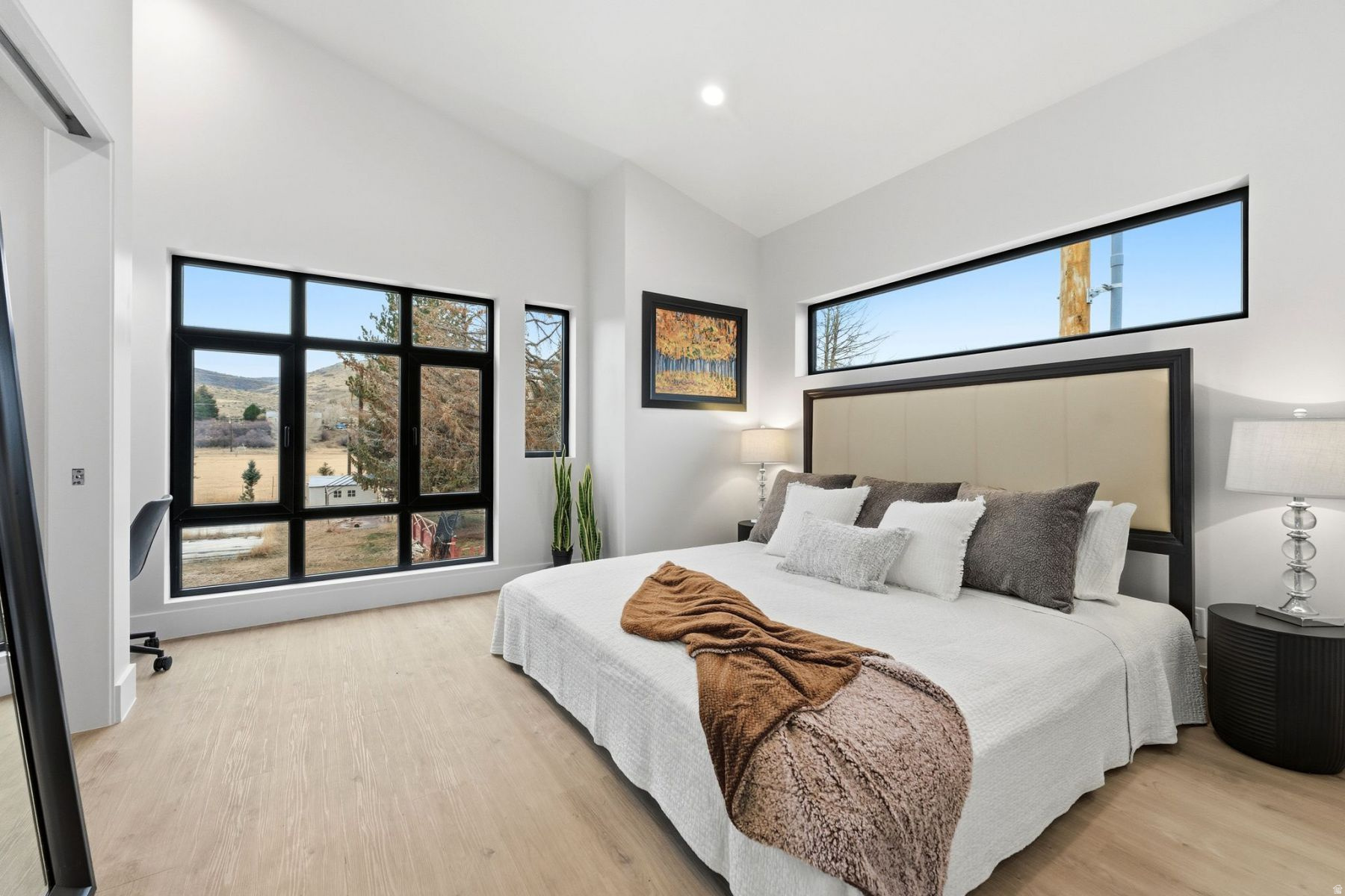 WANSHIP COTTAGE SITES - Residential