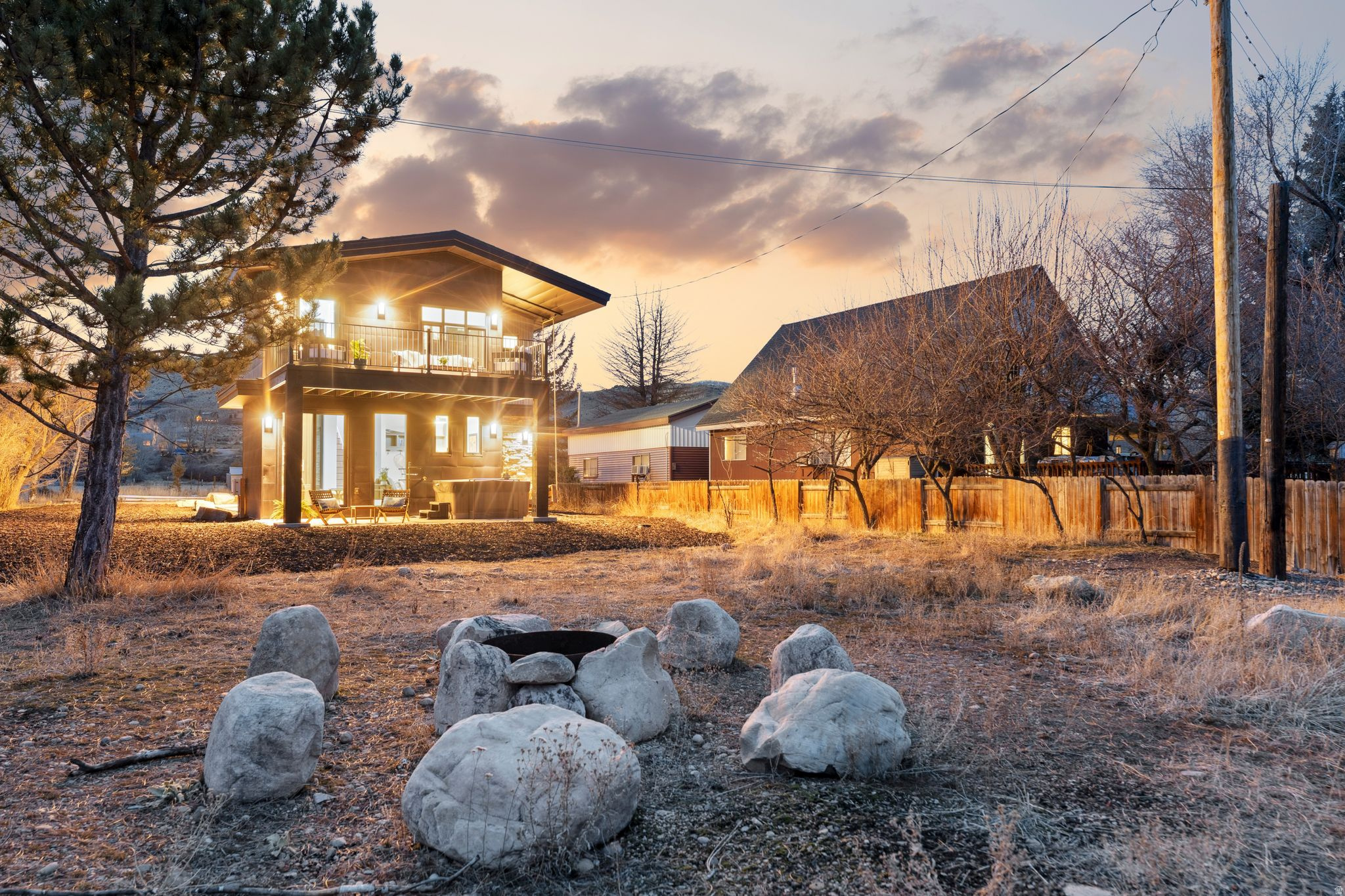 WANSHIP COTTAGE SITES - Residential