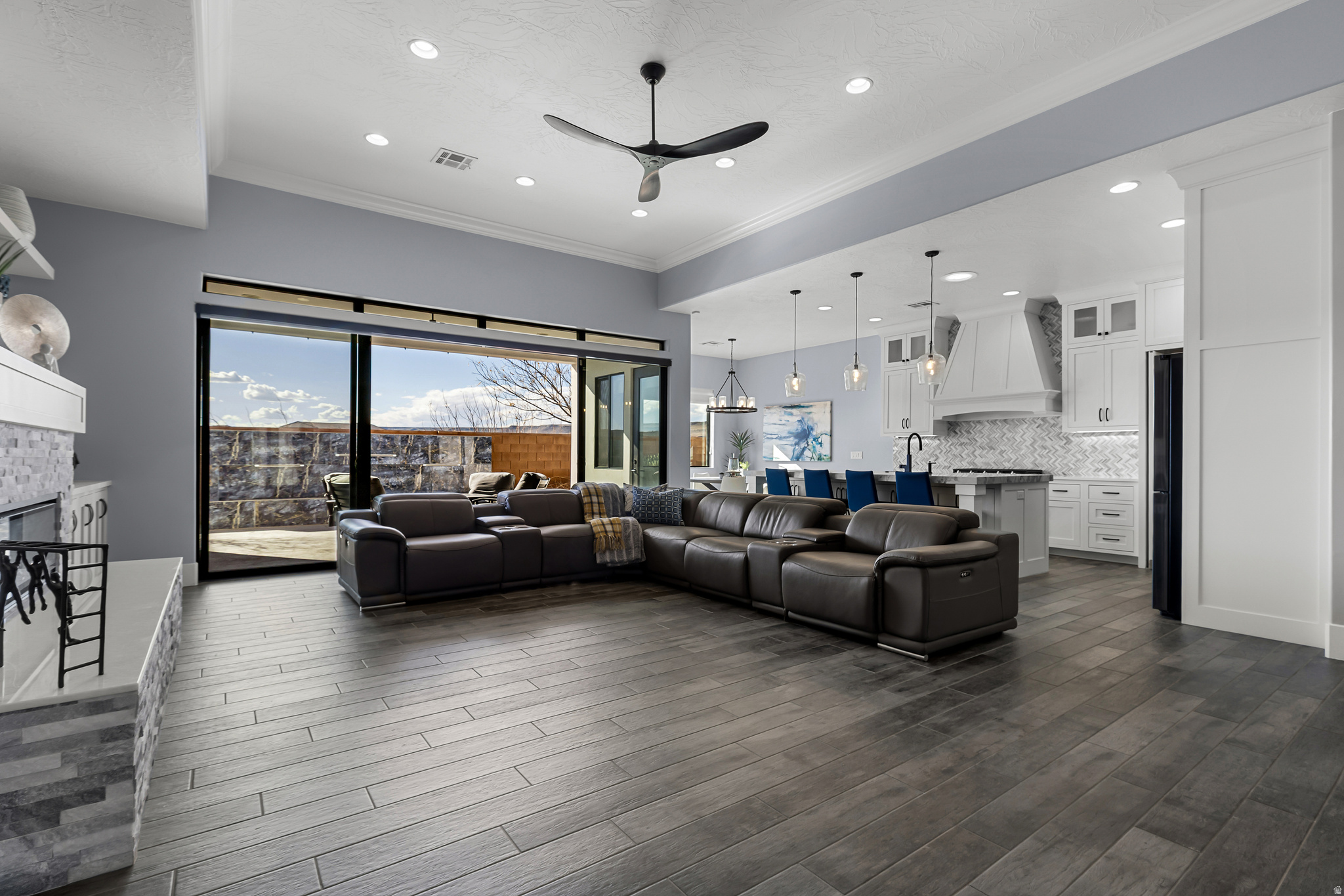 WASHINGTON VISTA PH 5A - Residential