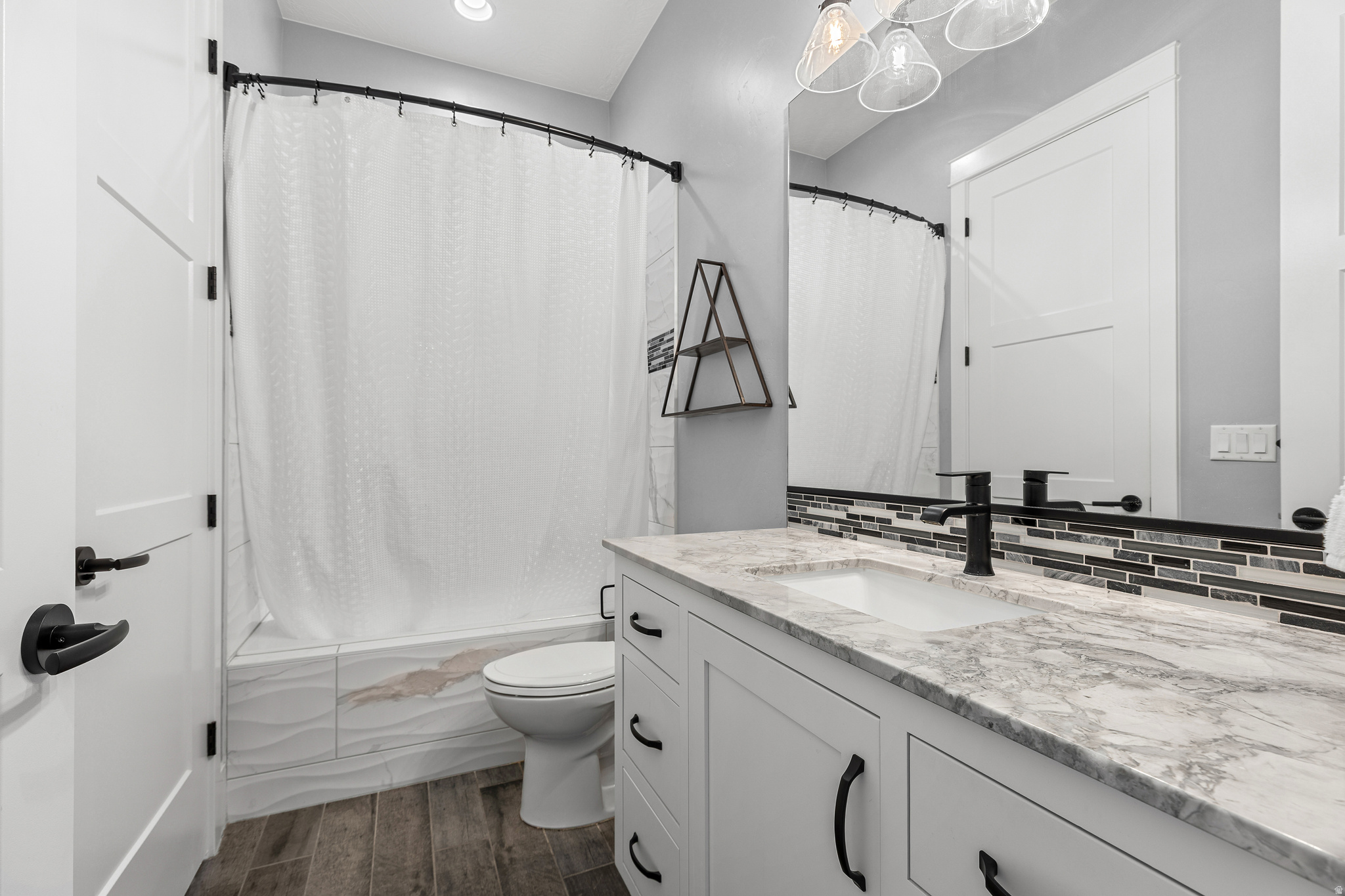 WASHINGTON VISTA PH 5A - Residential