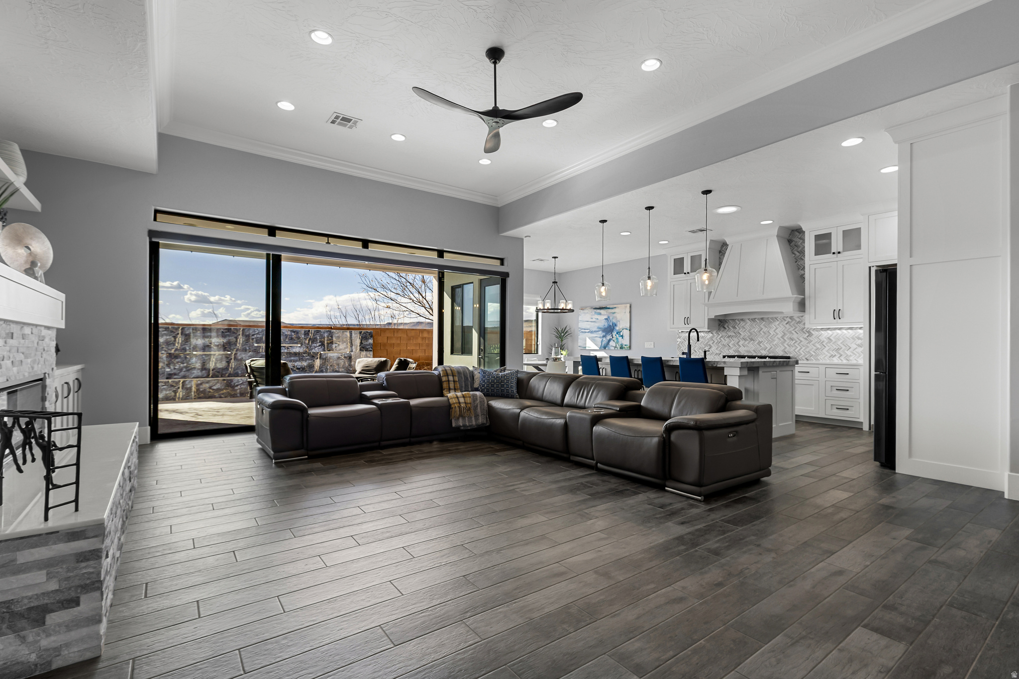 WASHINGTON VISTA PH 5A - Residential