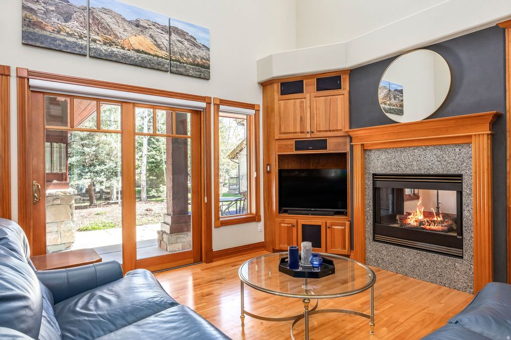 Photo of 1 SPYGLASS CT, Park City, UT 84060 (MLS # 2153797)