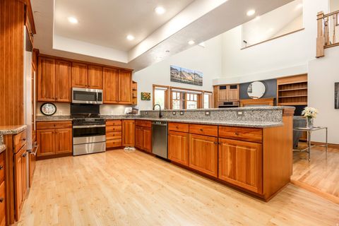 Tiny photo for 1 SPYGLASS CT, Park City, UT 84060 (MLS # 2153797)