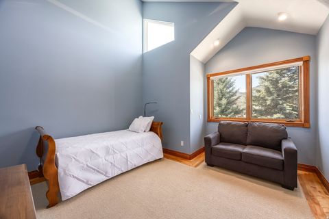 Tiny photo for 1 SPYGLASS CT, Park City, UT 84060 (MLS # 2153797)