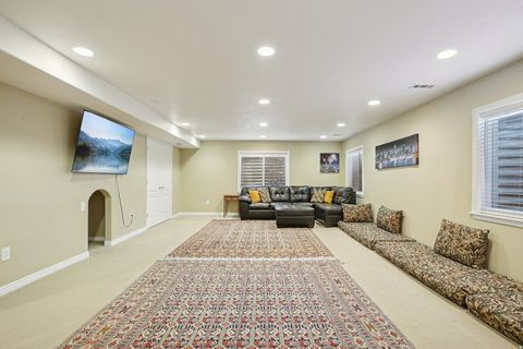 Tiny photo for 4744 S NINA MARIE CIR, Taylorsville, UT 84123 (MLS # 2142417)