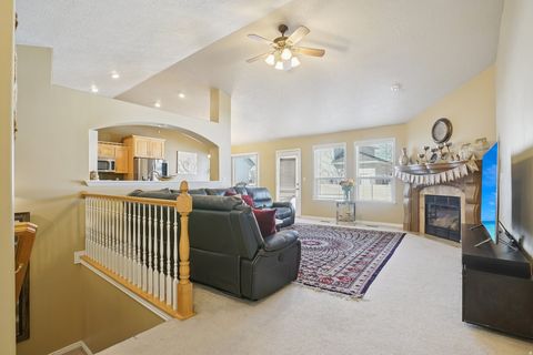 Tiny photo for 4744 S NINA MARIE CIR, Taylorsville, UT 84123 (MLS # 2142417)