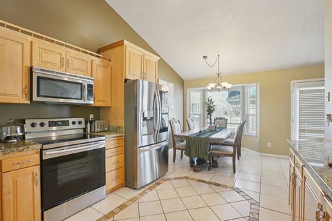 Tiny photo for 4744 S NINA MARIE CIR, Taylorsville, UT 84123 (MLS # 2142417)