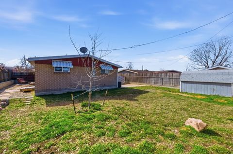 Tiny photo for 151 W 700 N, Clearfield, UT 84015 (MLS # 2140121)