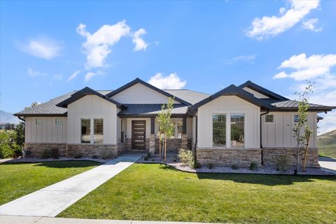 Photo of 1536 E TRAIL CREST CT, Draper, UT 84020 (MLS # 2137426)