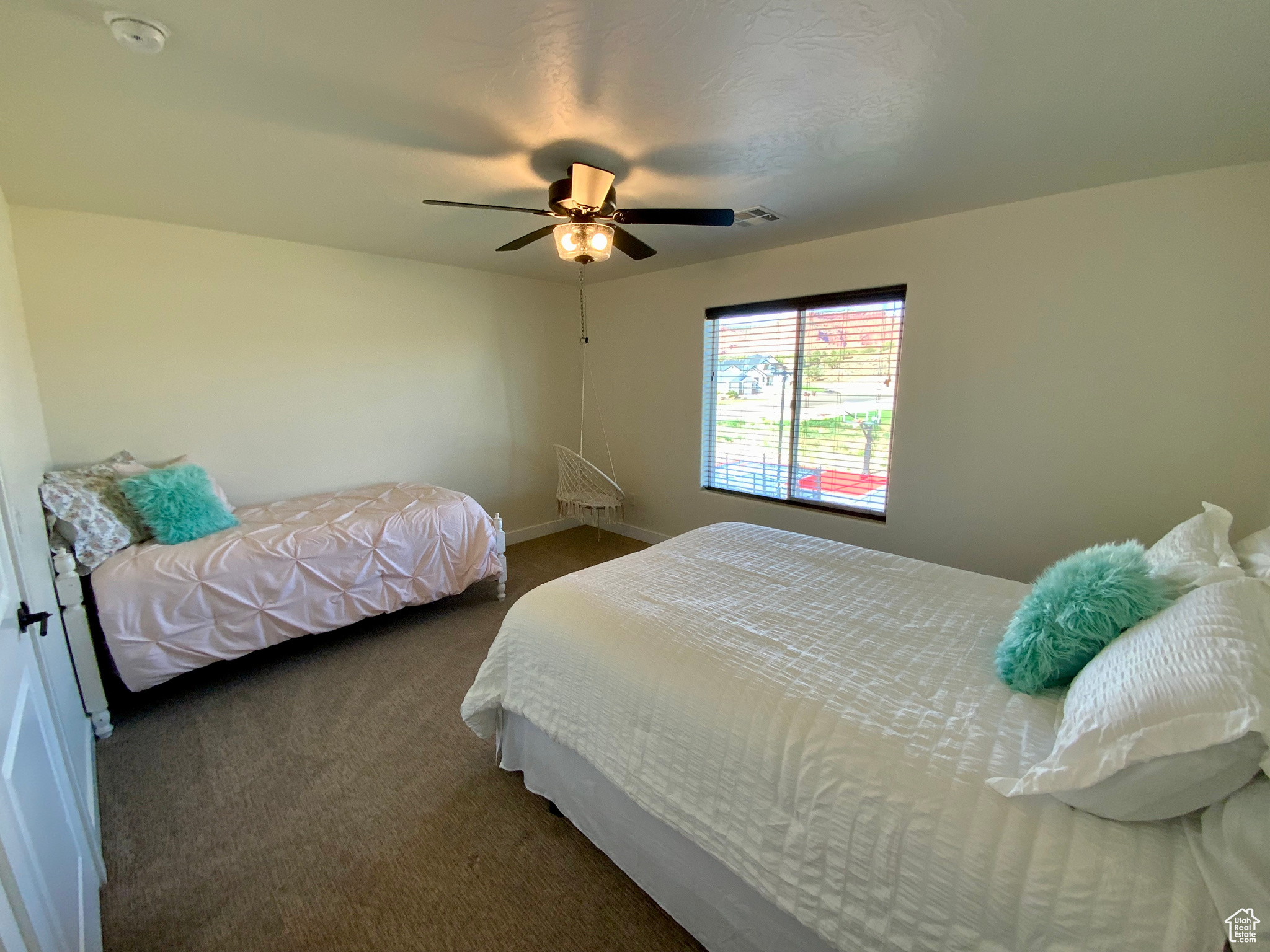 COUNTRY ESTATES - Residential