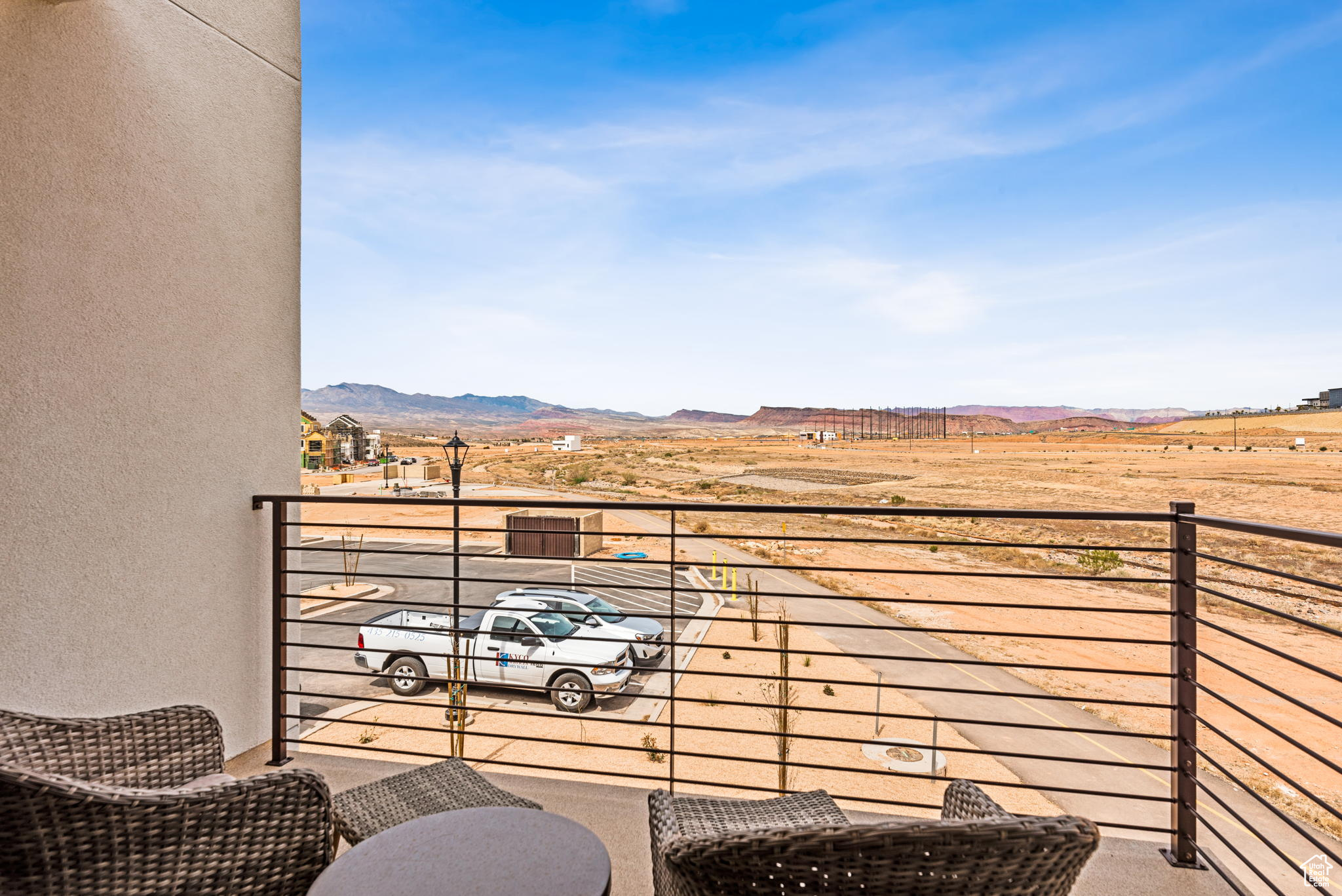 DESERT COLOR SKYLINE CONDOMINIUMS - Residential