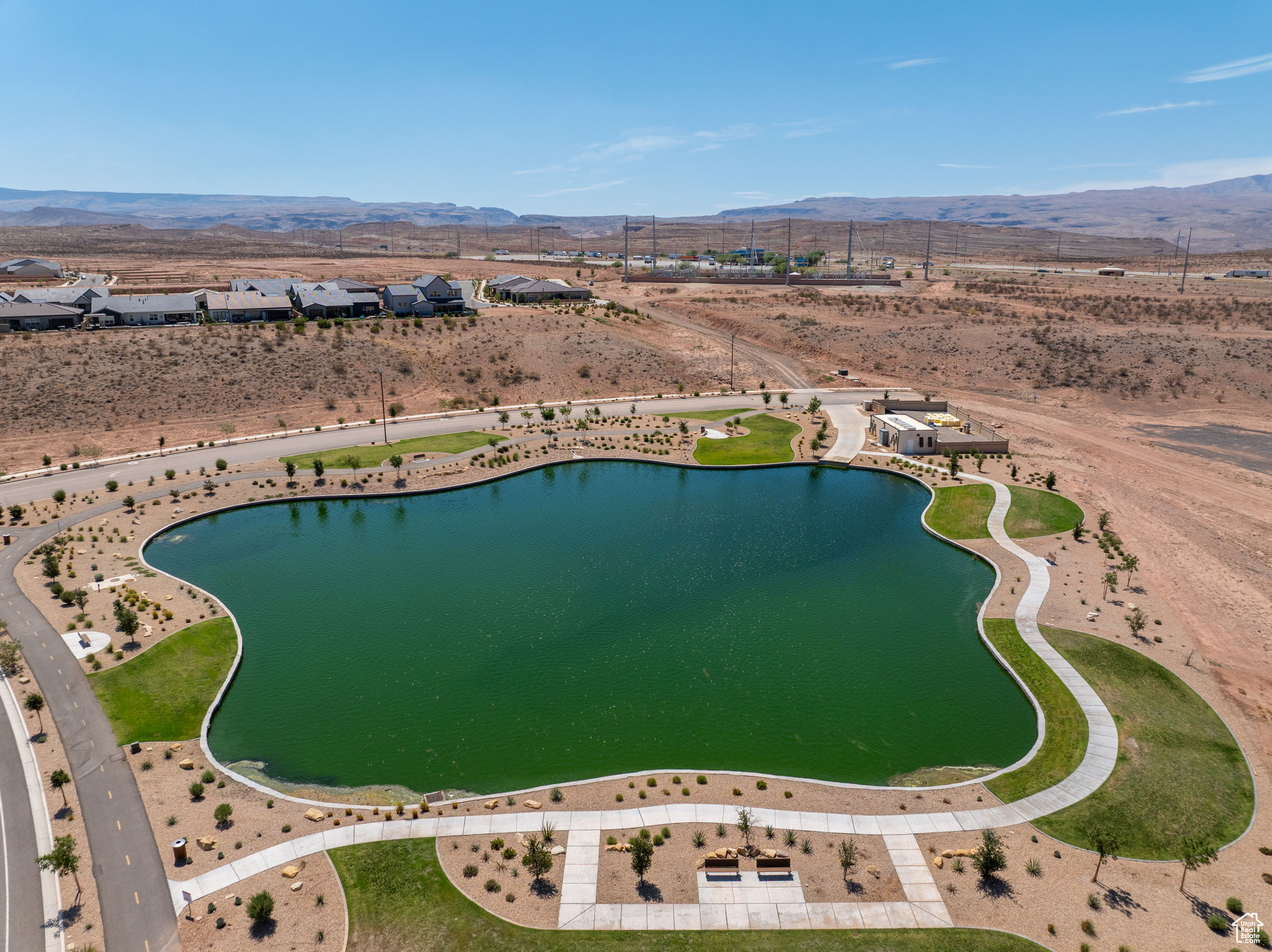 DESERT COLOR SKYLINE CONDOMINIUMS - Residential