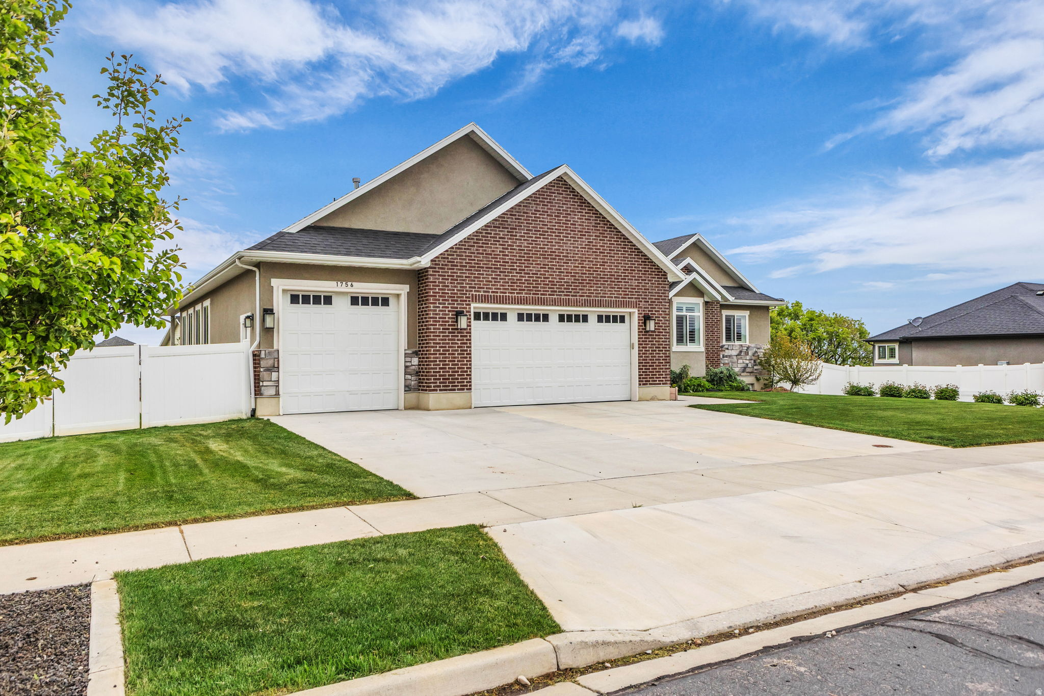 MOUNT LOAFER - Residential