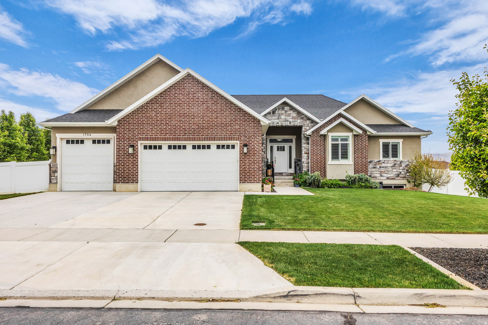 MOUNT LOAFER - Residential