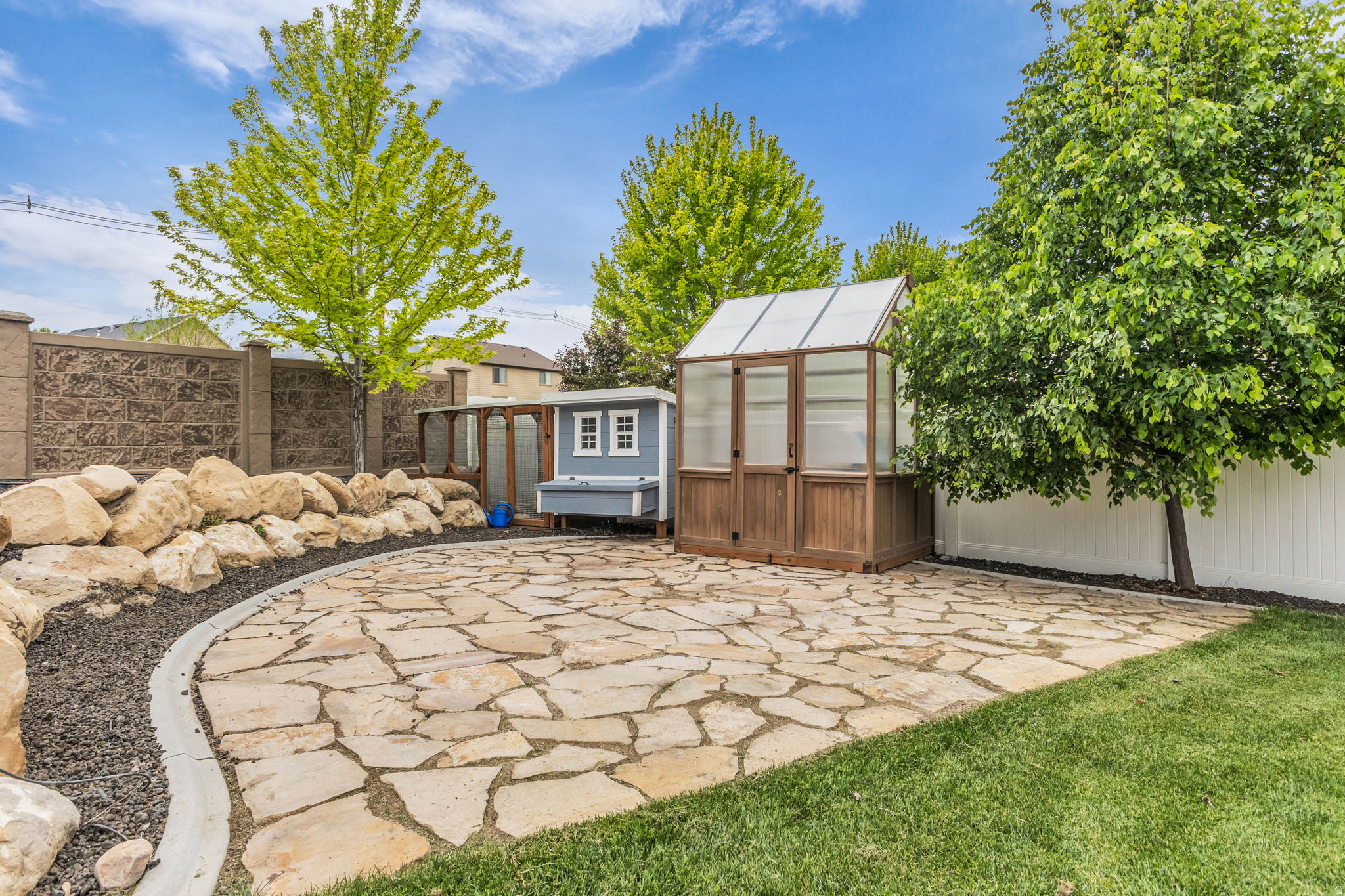 MOUNT LOAFER - Residential