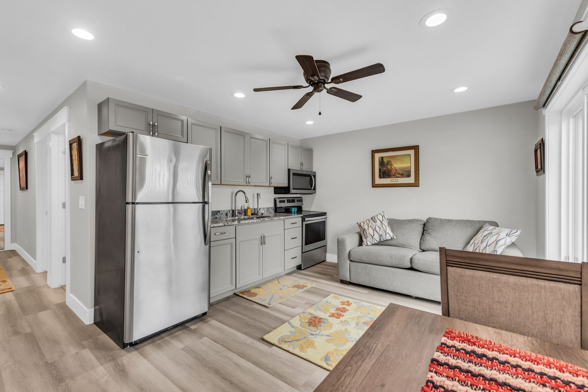 MOUNT LOAFER - Residential