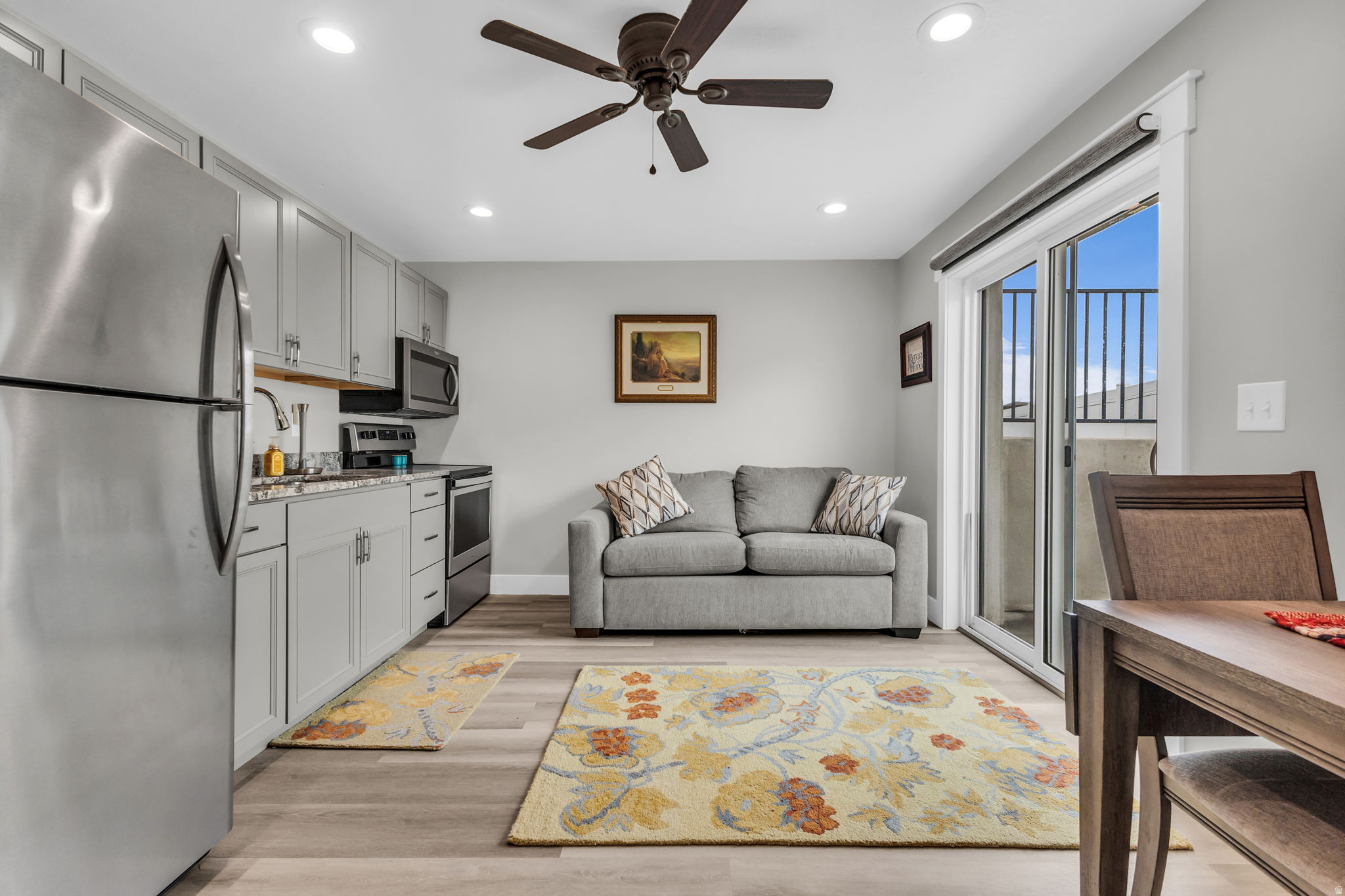 MOUNT LOAFER - Residential