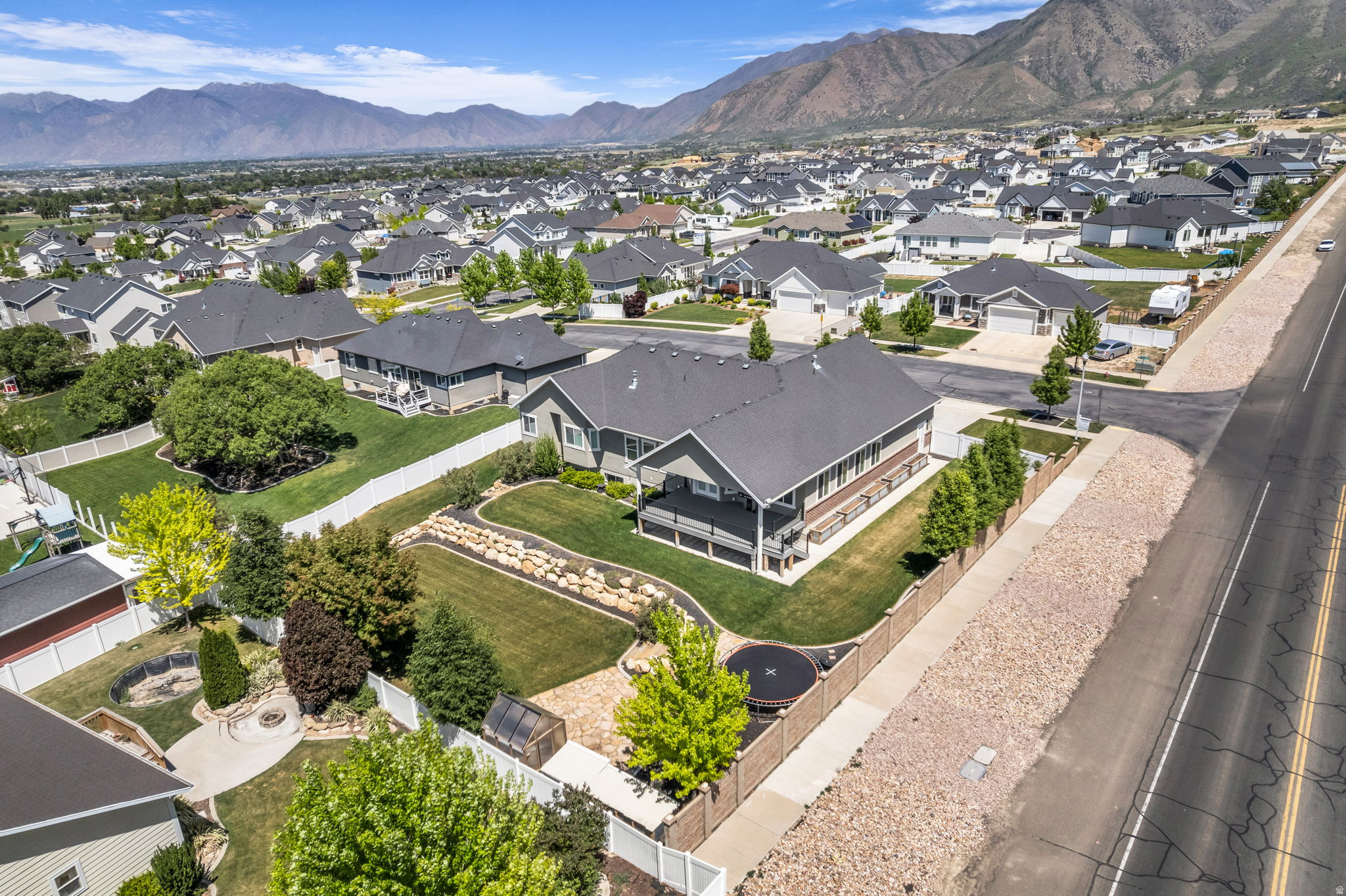 MOUNT LOAFER - Residential