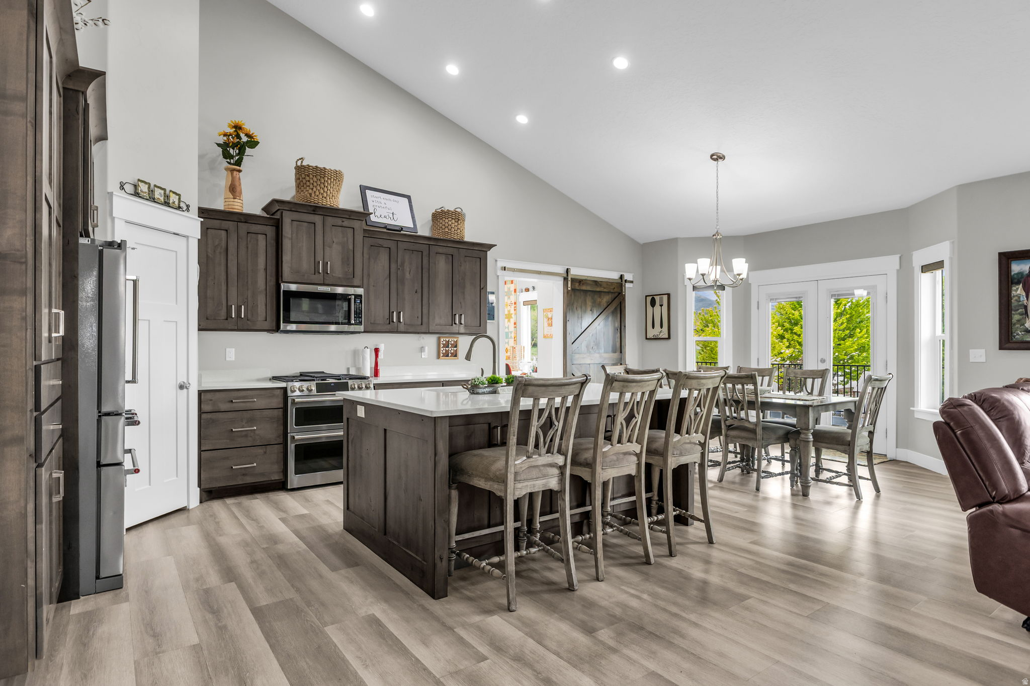 MOUNT LOAFER - Residential